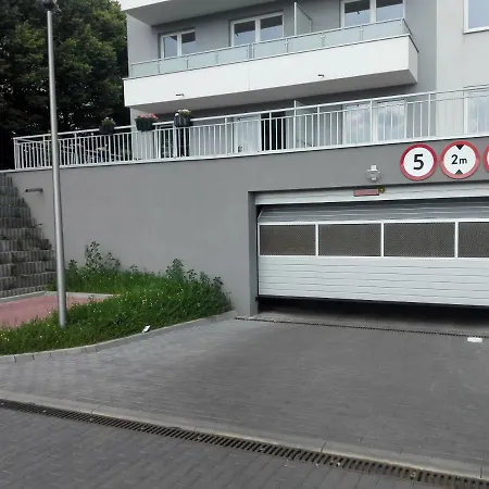 Caroline Street Nine