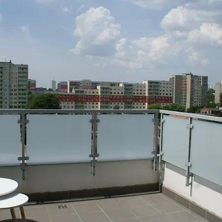 Caroline Street Nine Apartman